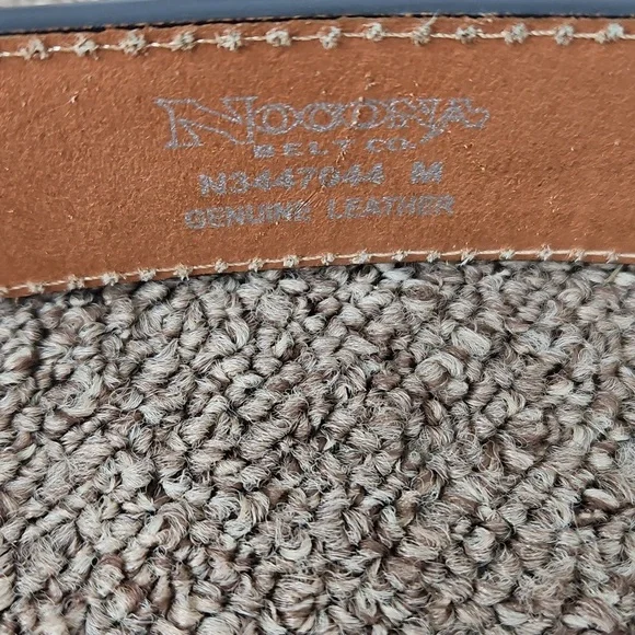 Nocona Belt Co Brown Floral Rhinestones Silver Buckle Sz Med Womens - Picture 5 of 8